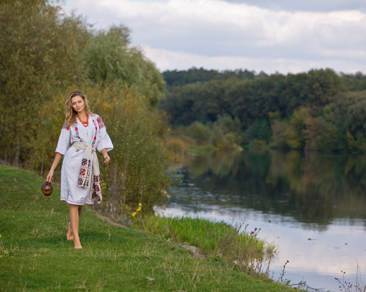 Nude girl Slavic women in Pontianak