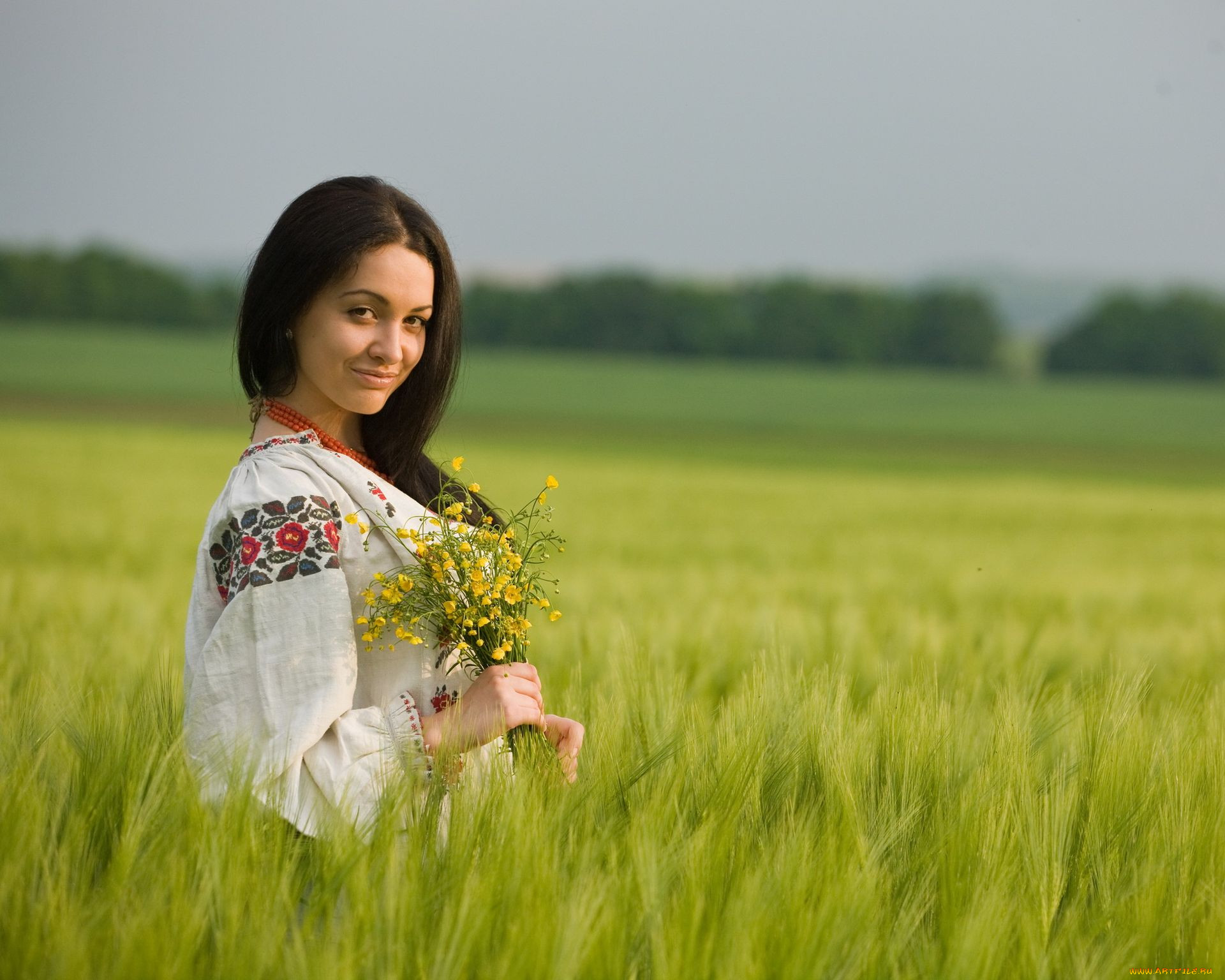 Women in Slavic costumes in Pontianak